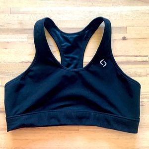 Size Large Brooks sports bra